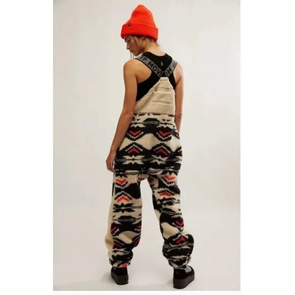 Free People Movement Hit The Slopes Salopette Fleece Overalls Black Fairisle - Picture 2 of 6